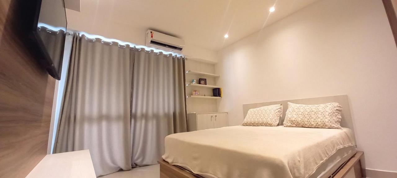 Barra Lucio Golden Coast Apartemen *